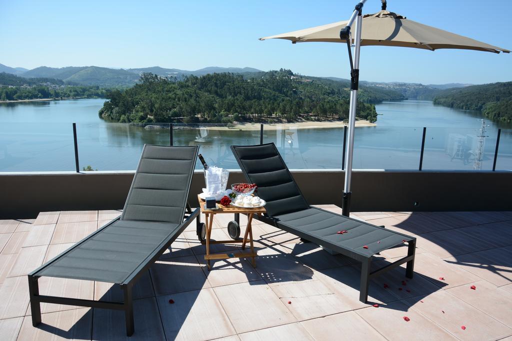 Figurino Do Douro Hotel Melres Exterior foto